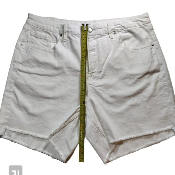 NWOT Good American 90s Icon Bermuda Shorts White raw hem denim US18 high waist - Picture 6 of 16